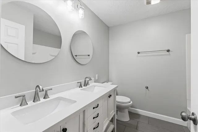 $334,900 | 1101 East Pin Oak Drive, Mahomet, IL 61853