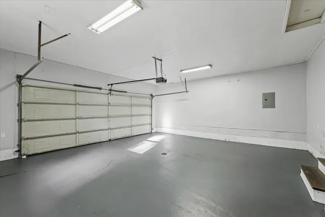 $334,900 | 1101 East Pin Oak Drive, Mahomet, IL 61853