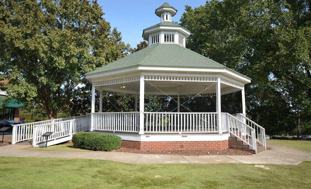 5226 Woodstock Road Acworth, GA 30102 - Photo 23 of 28