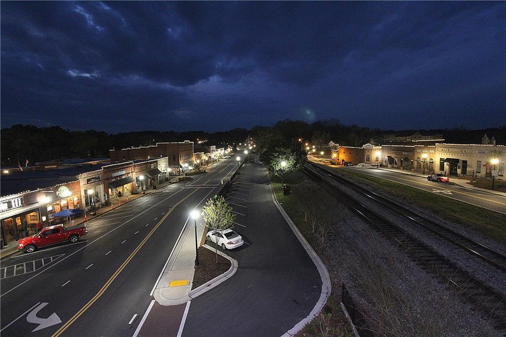 5226 Woodstock Road Acworth, GA 30102 - Photo 24 of 28