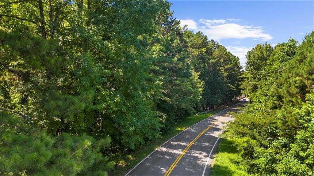 5226 Woodstock Road Acworth, GA 30102 - Photo 3 of 28