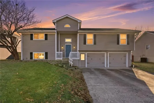 $349,950 | 709 Feldspar Street, Kearney, MO 64060