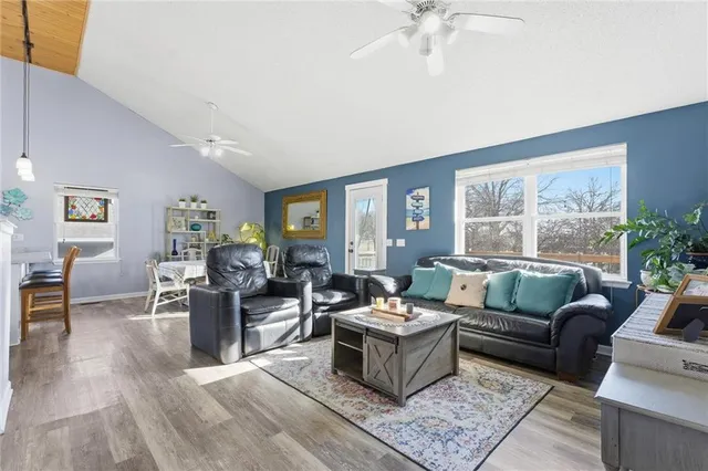 $349,950 | 709 Feldspar Street, Kearney, MO 64060