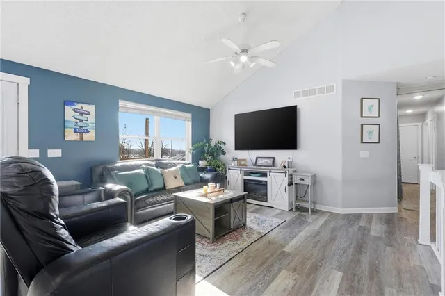 $349,950 | 709 Feldspar Street, Kearney, MO 64060