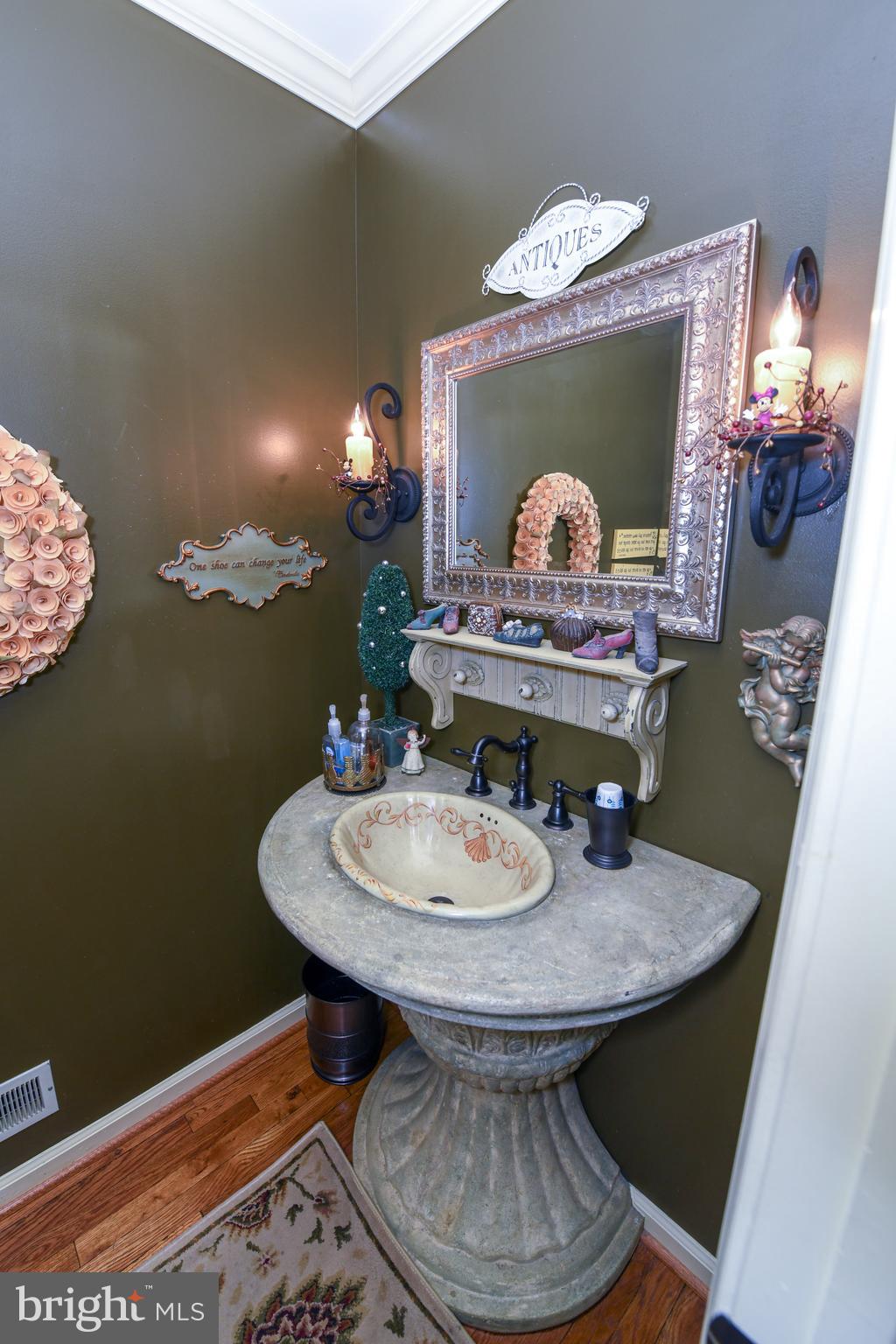1413 Huntingdon Road Abington, PA 19001 - Photo 13 of 38