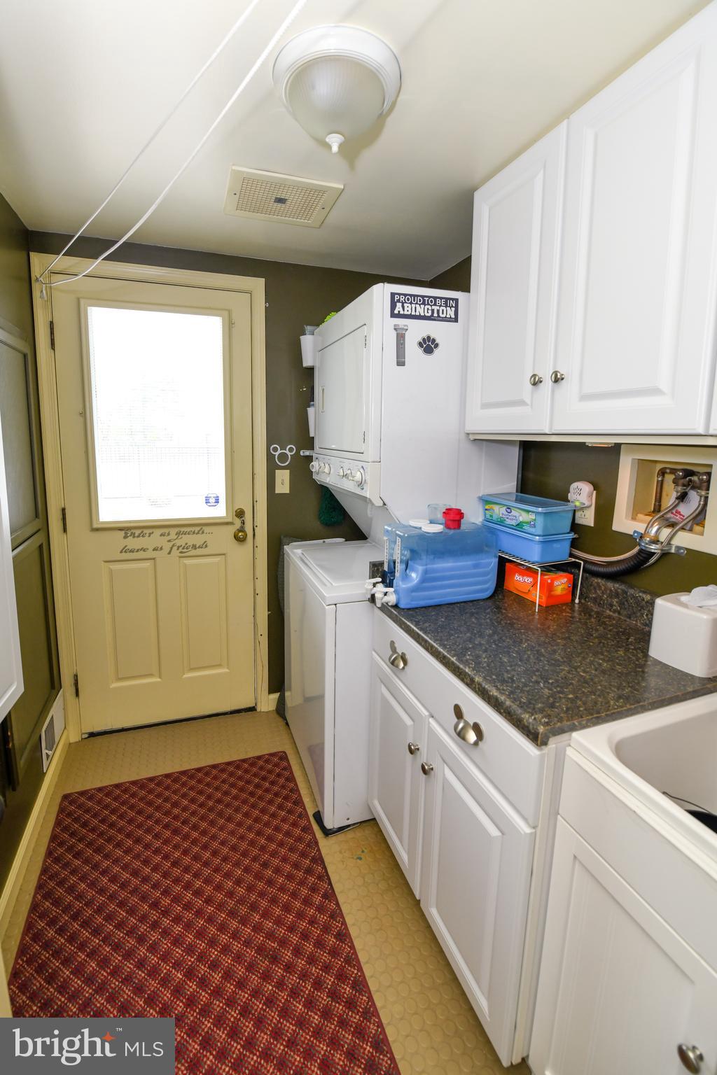 1413 Huntingdon Road Abington, PA 19001 - Photo 16 of 38