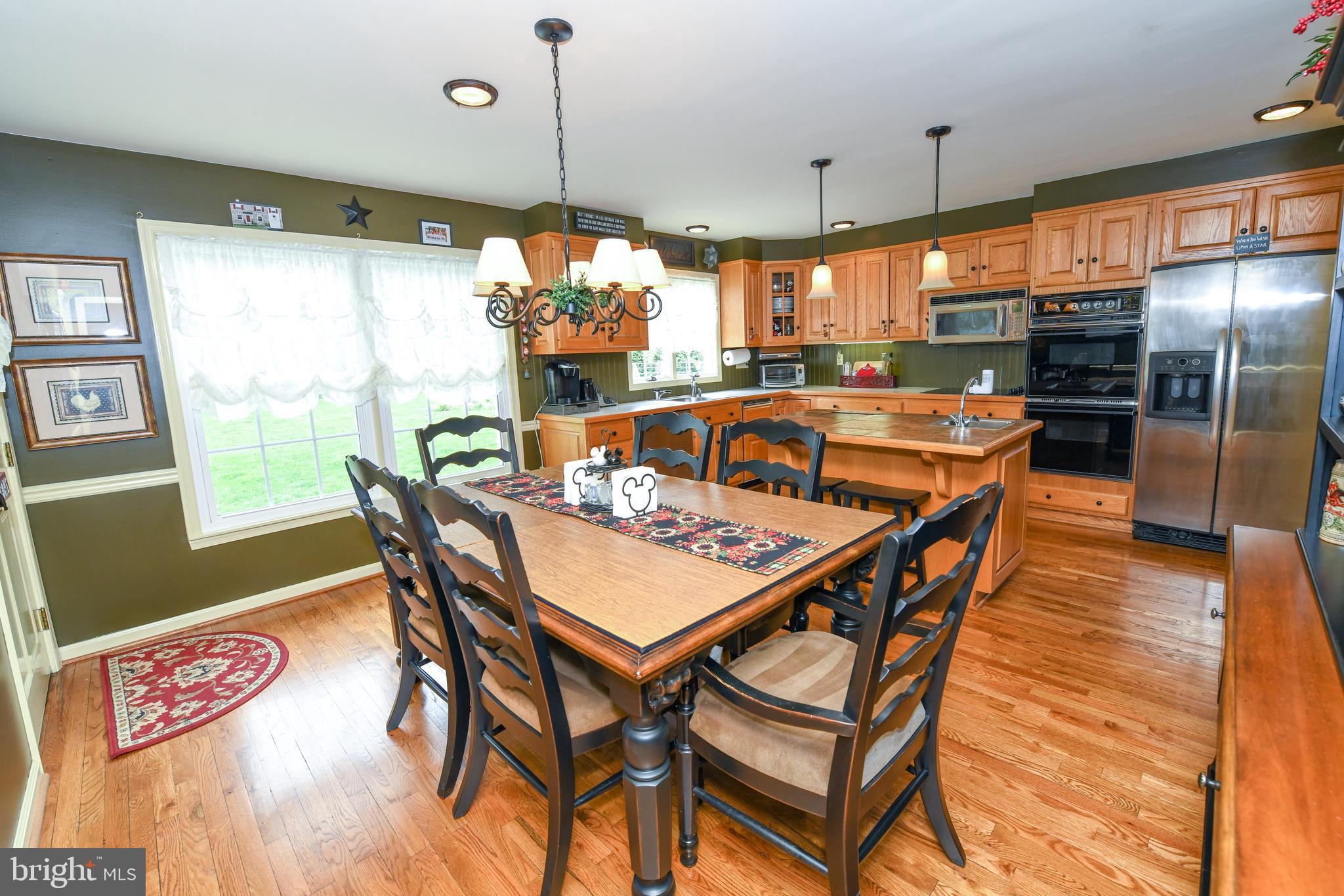 1413 Huntingdon Road Abington, PA 19001 - Photo 7 of 38