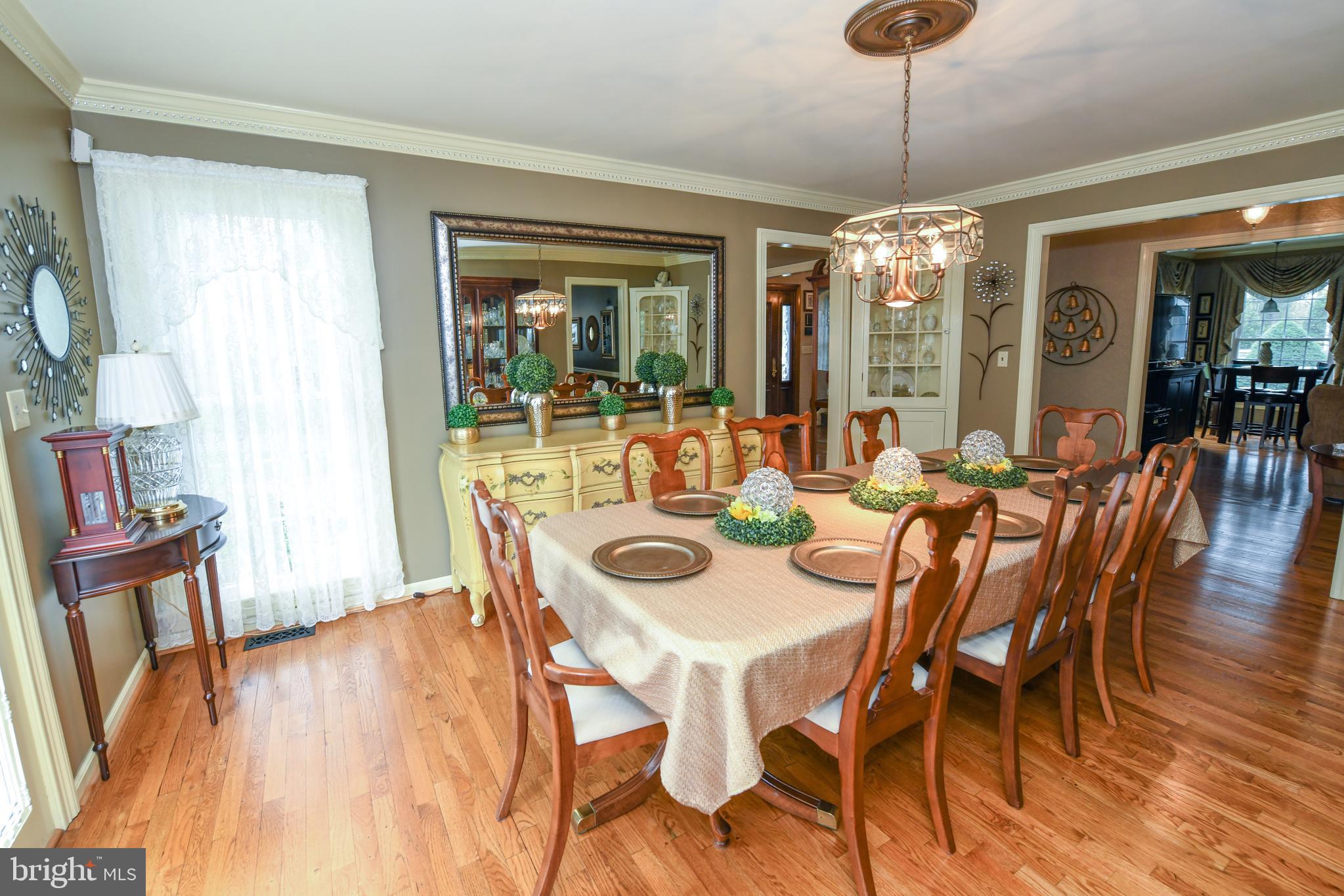 1413 Huntingdon Road Abington, PA 19001 - Photo 10 of 38