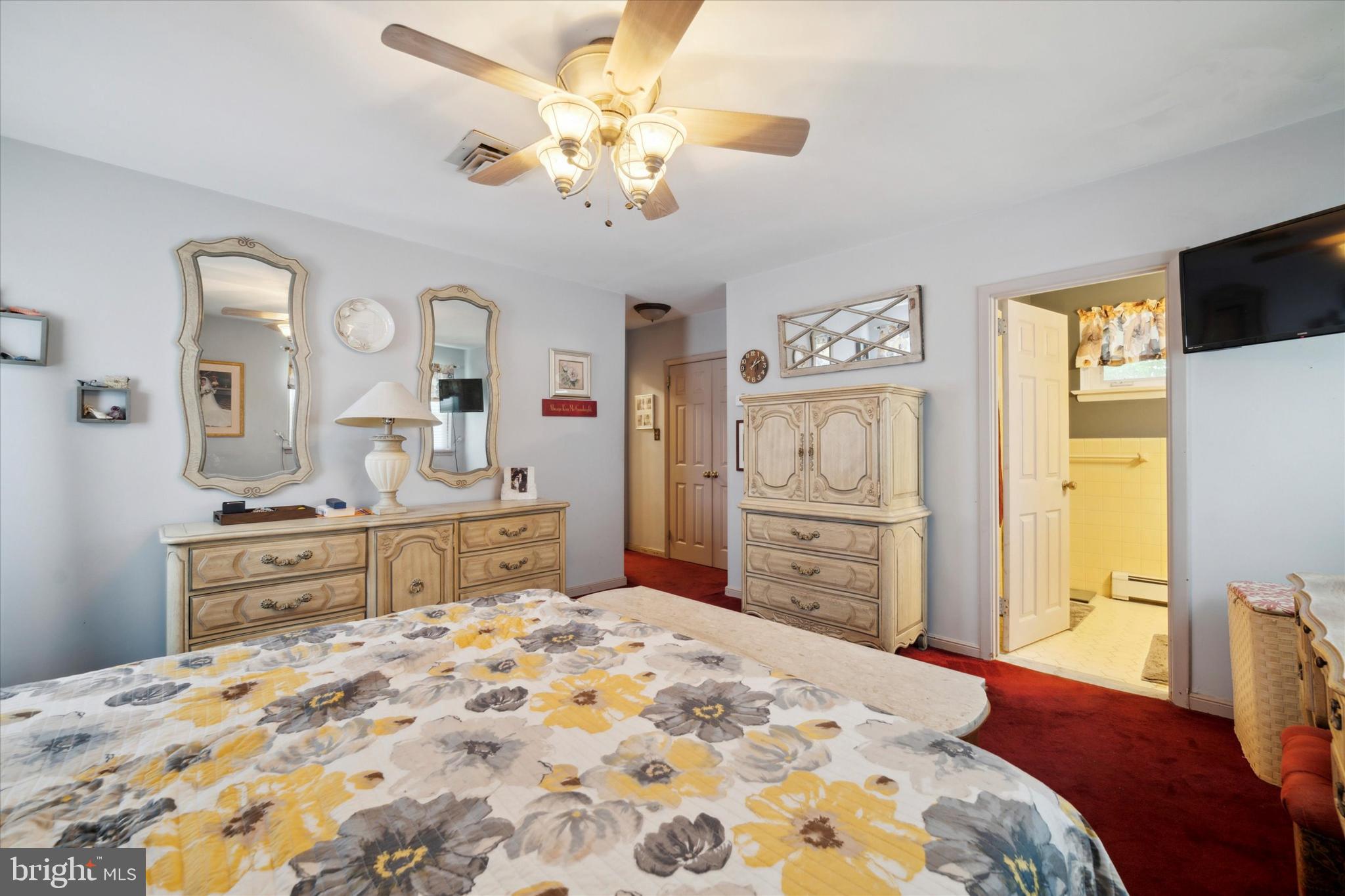 110 Bella Drive Broomall, PA 19008 - Photo 14 of 35 Master Bedroom