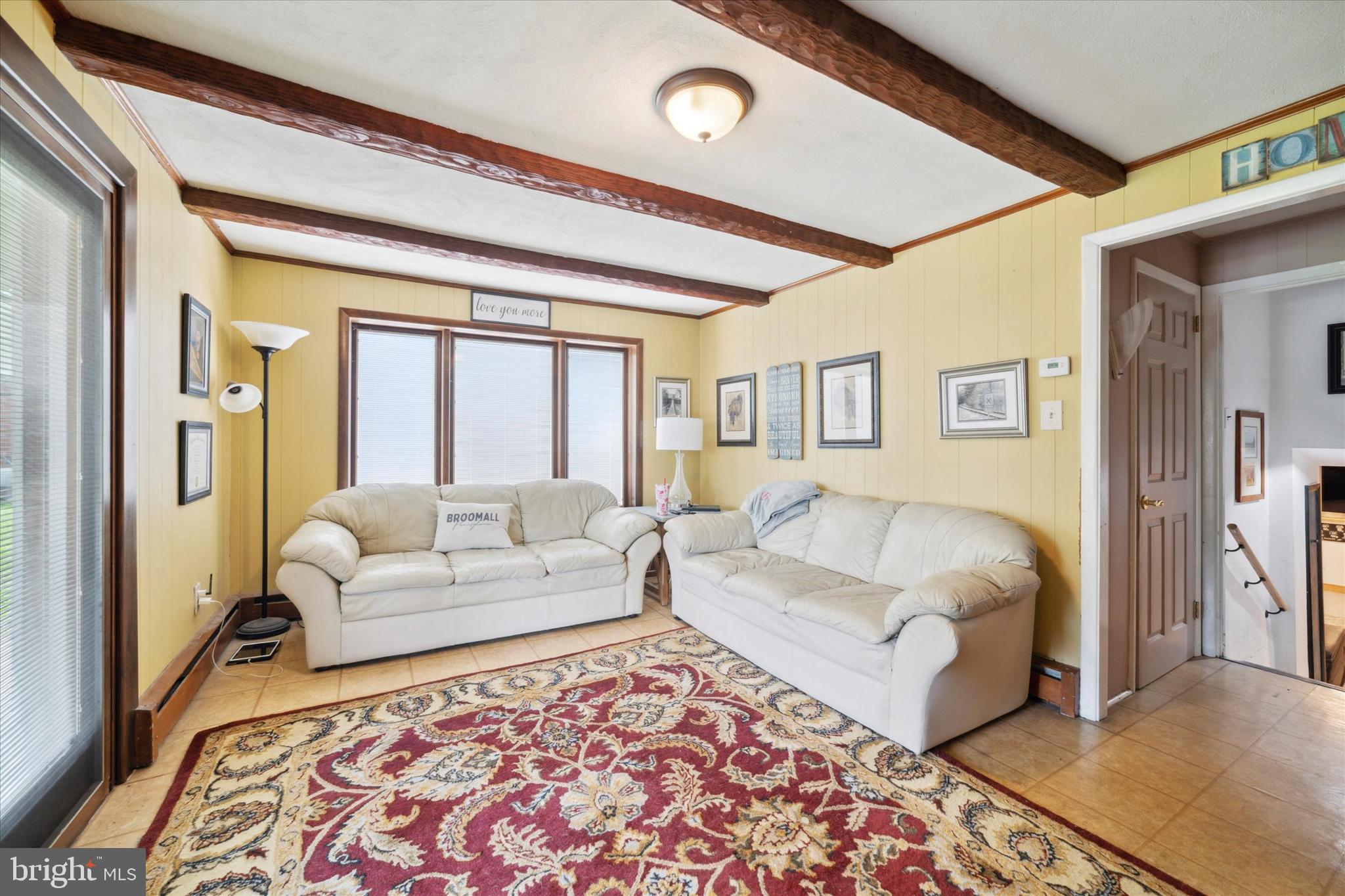 110 Bella Drive Broomall, PA 19008 - Photo 24 of 35 Family Room