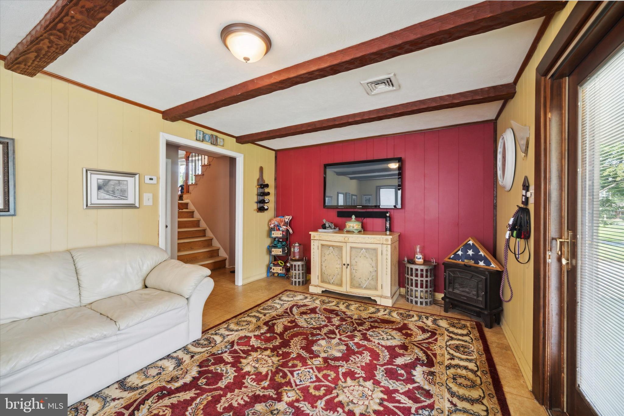 110 Bella Drive Broomall, PA 19008 - Photo 25 of 35 Family Room