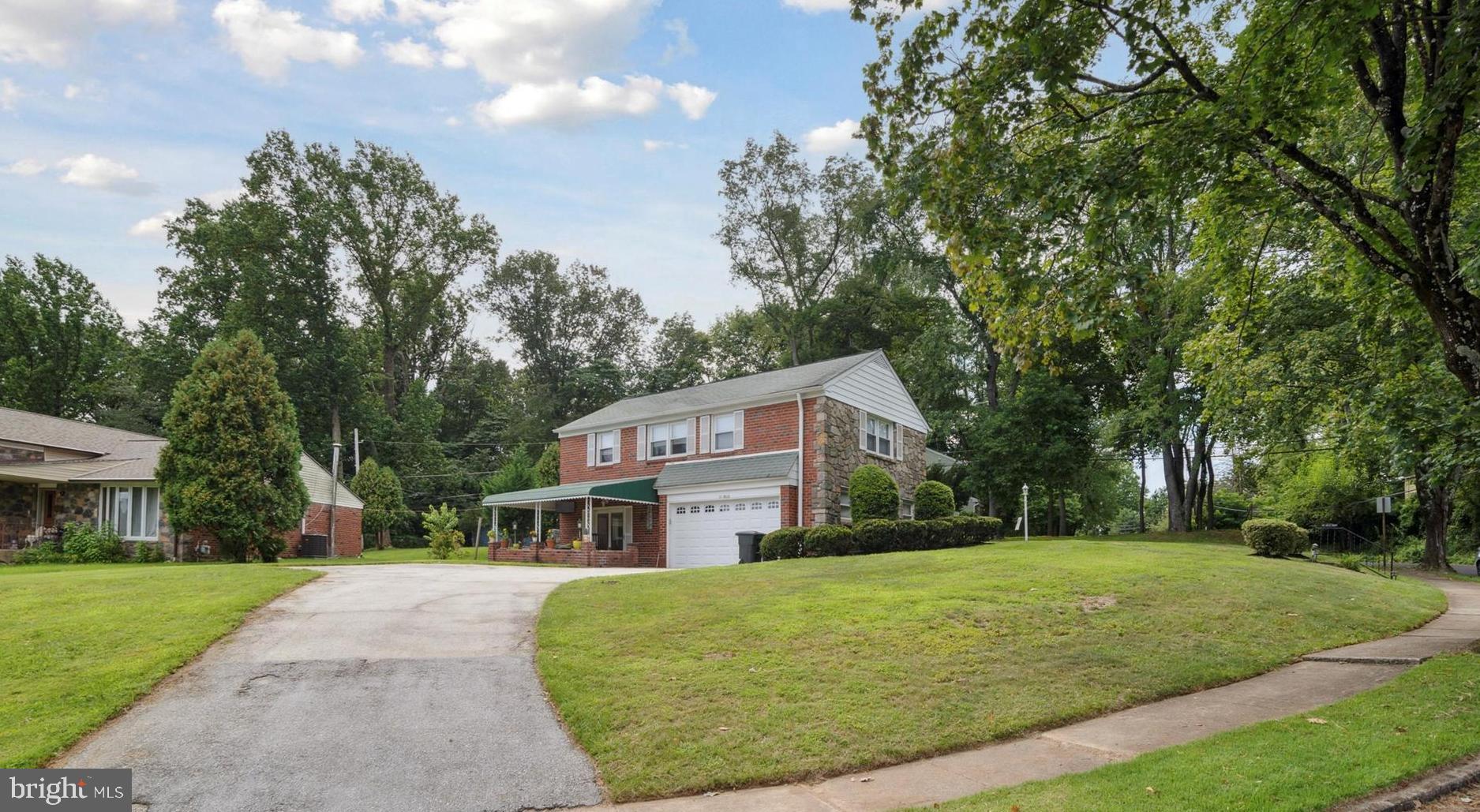 110 Bella Drive Broomall, PA 19008 - Photo 3 of 35 Driveway to Garage