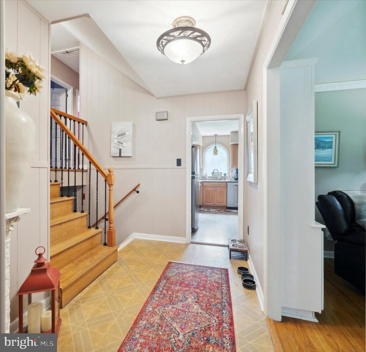 110 Bella Drive Broomall, PA 19008 - Photo 6 of 35 Foyer