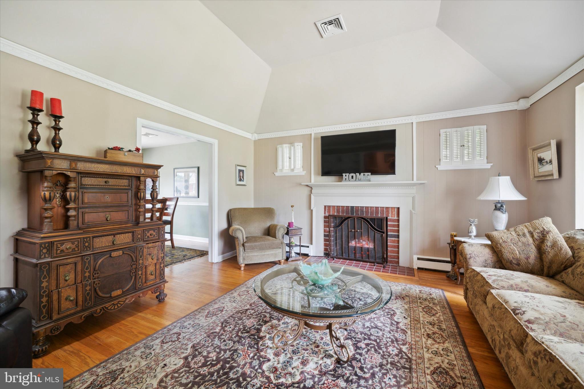 110 Bella Drive Broomall, PA 19008 - Photo 7 of 35 Living Room w/FP