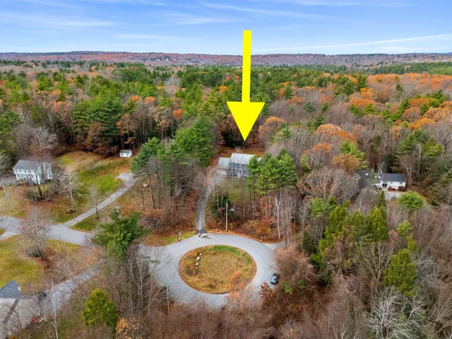 $710,000 | 18 Lorri Road, Derry, NH 03038