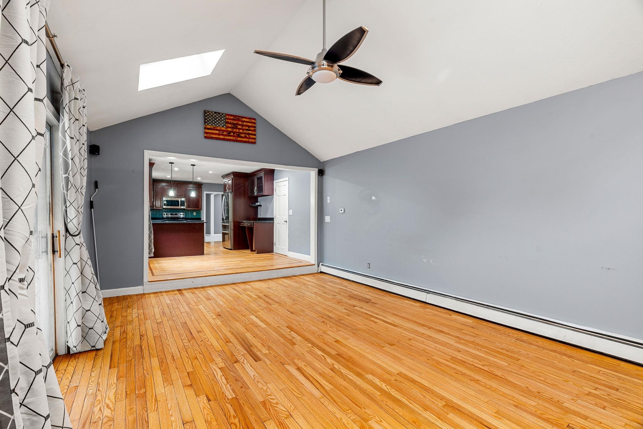 18 Lorri Road Derry, NH 03038 - Photo 13 of 37