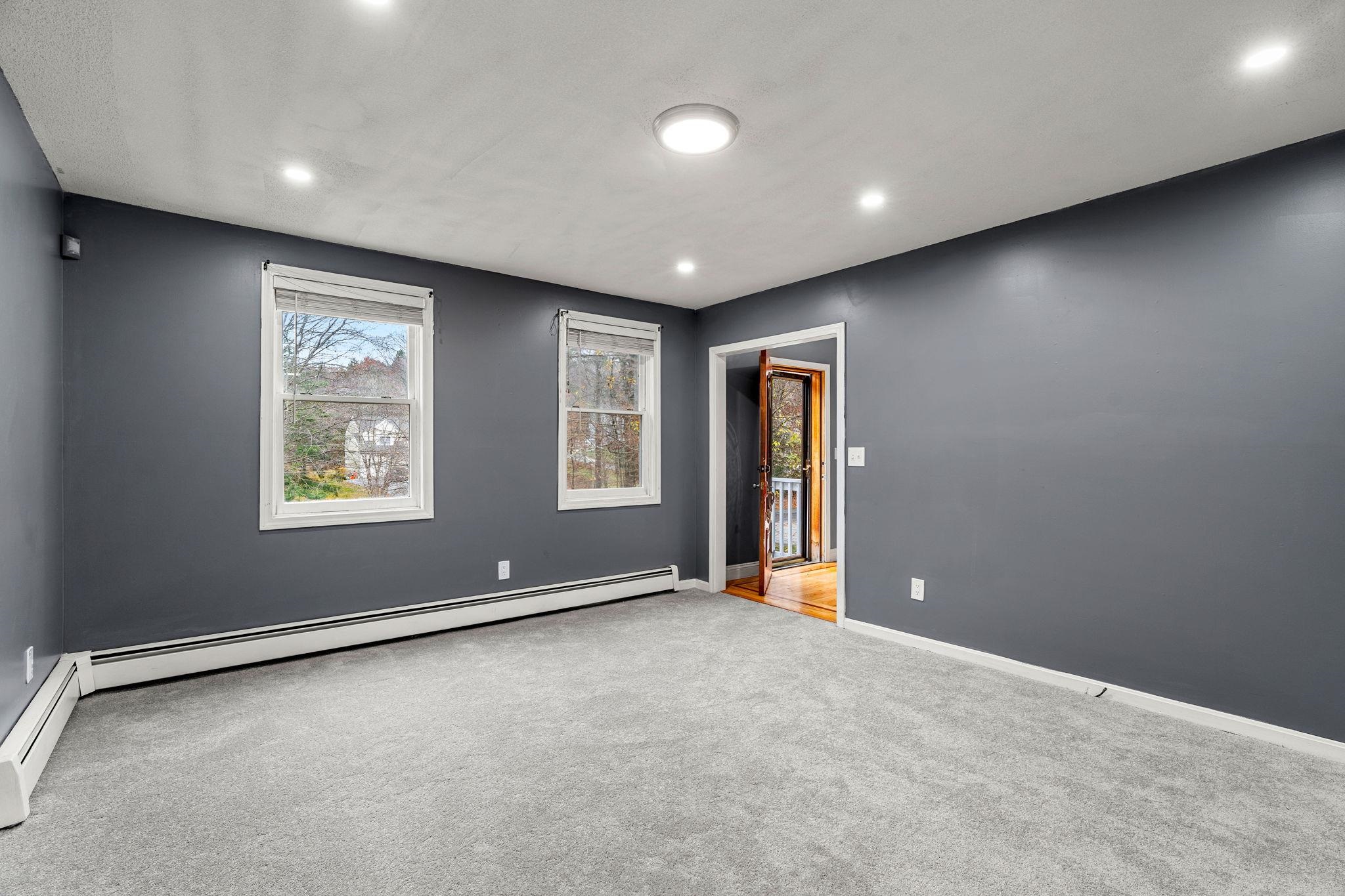 18 Lorri Road Derry, NH 03038 - Photo 18 of 37