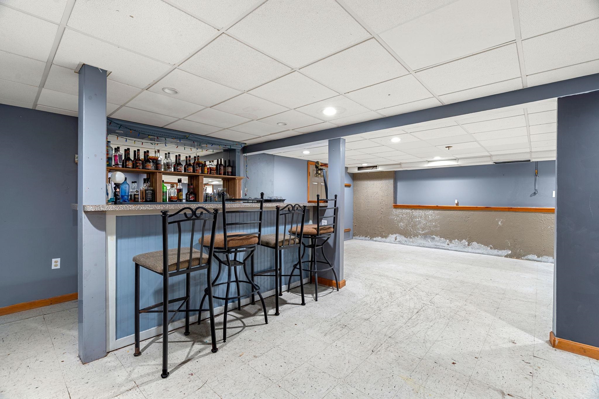 18 Lorri Road Derry, NH 03038 - Photo 33 of 37