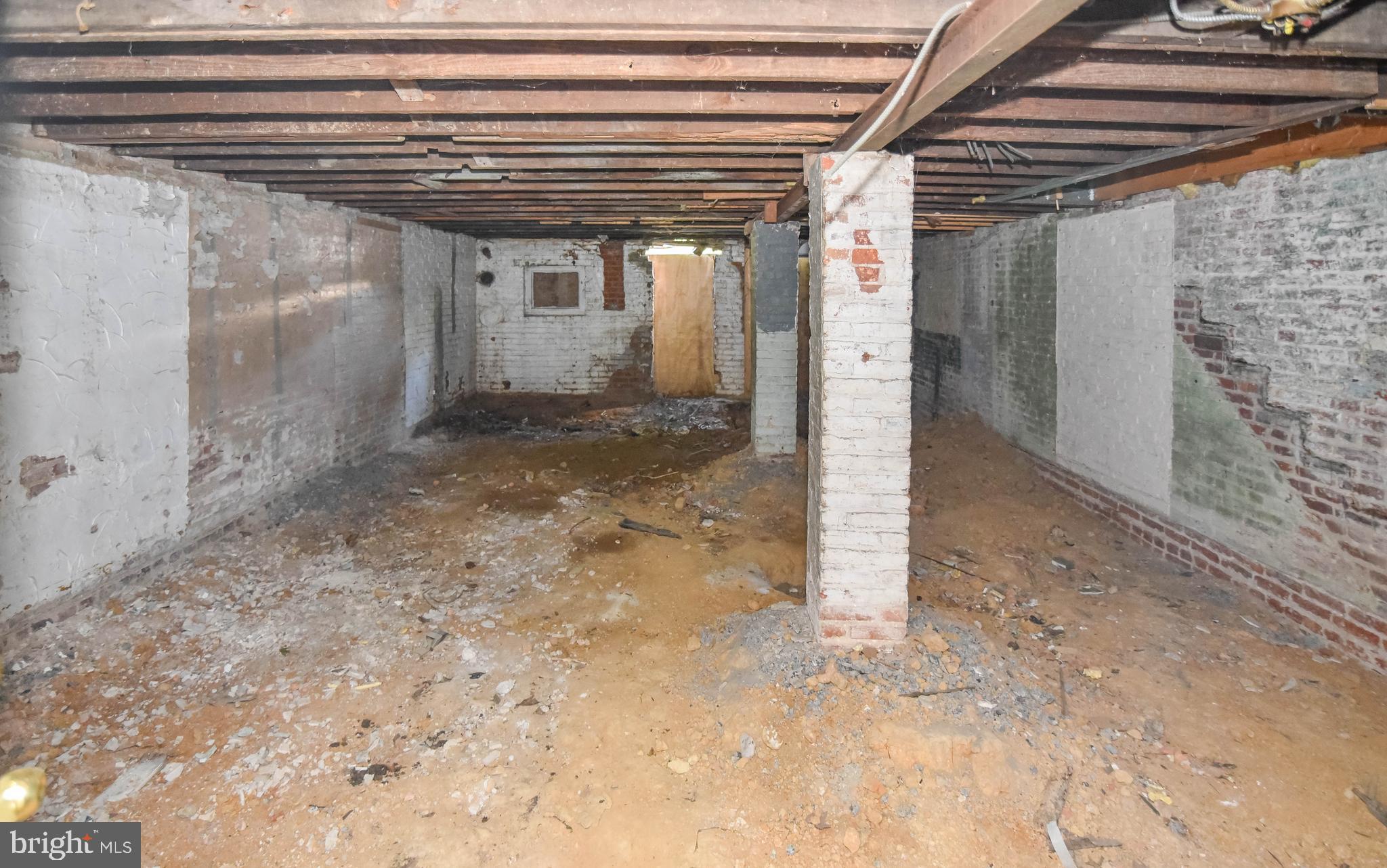 33 Franklin Street Northeast Washington, DC 20002 - Photo 11 of 15