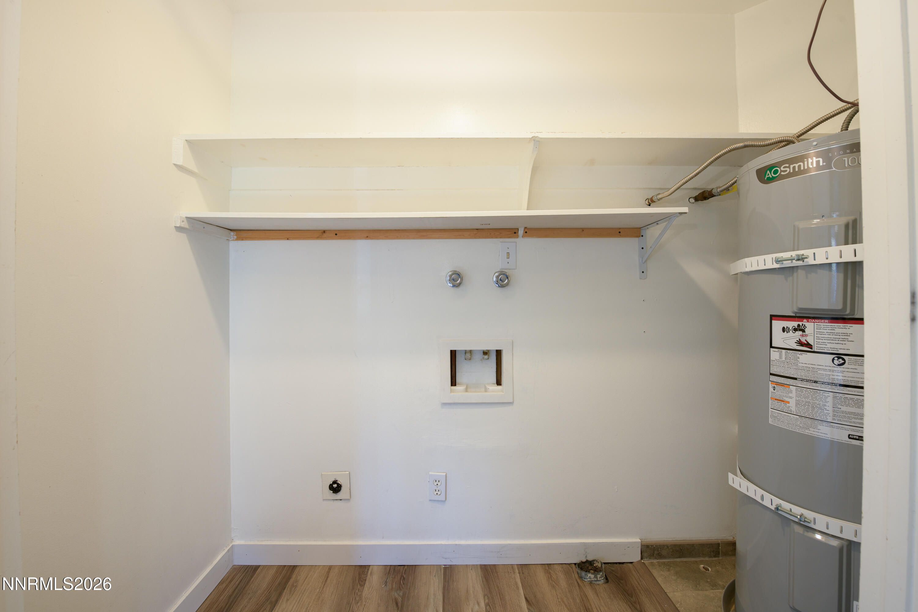 901 Sharrow Way Carson City, NV 89703 - Photo 31 of 45 a view of an empty room
