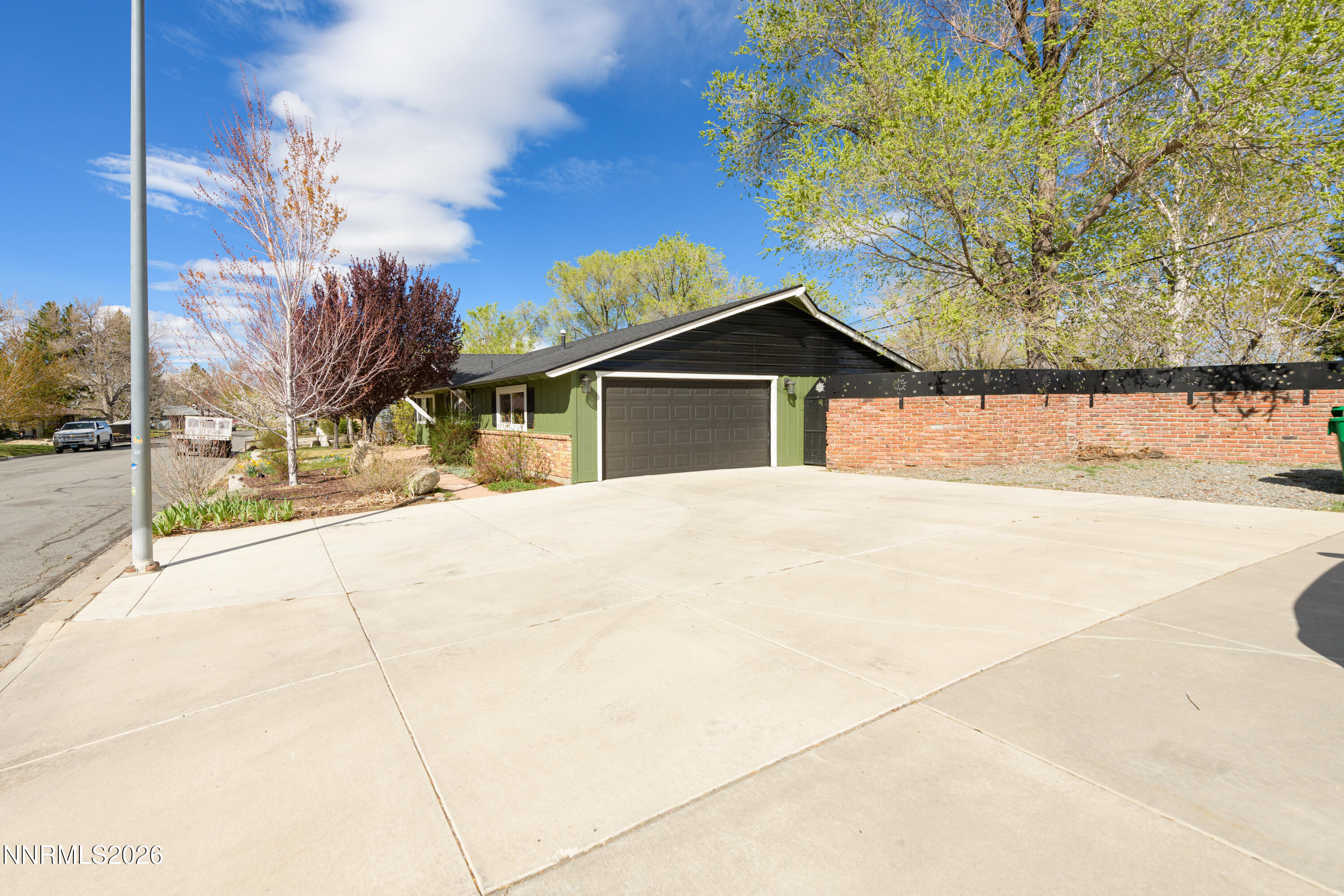 901 Sharrow Way Carson City, NV 89703 - Photo 37 of 45 a house with a outdoor space