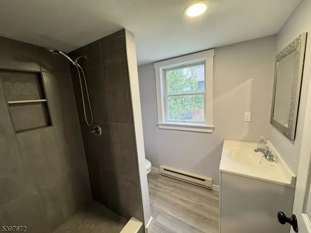 $2,700 | 606 Hardyston Ville Road, Franklin, NJ 07416