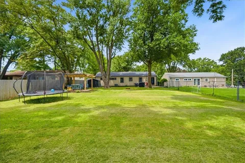 $324,997 | 8207 Barkley Street, Overland Park, KS 66204