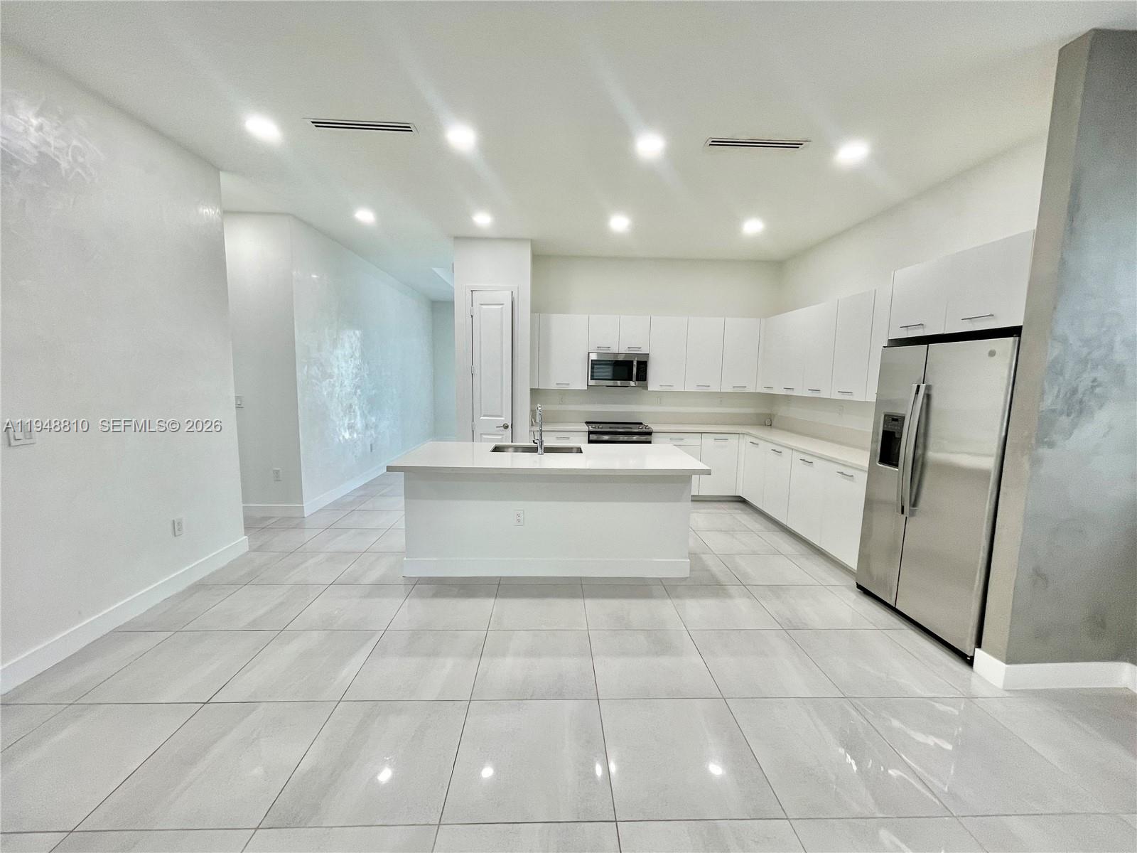 17324 Southwest 41st Street Miramar, FL 33029 - Photo 13 of 32