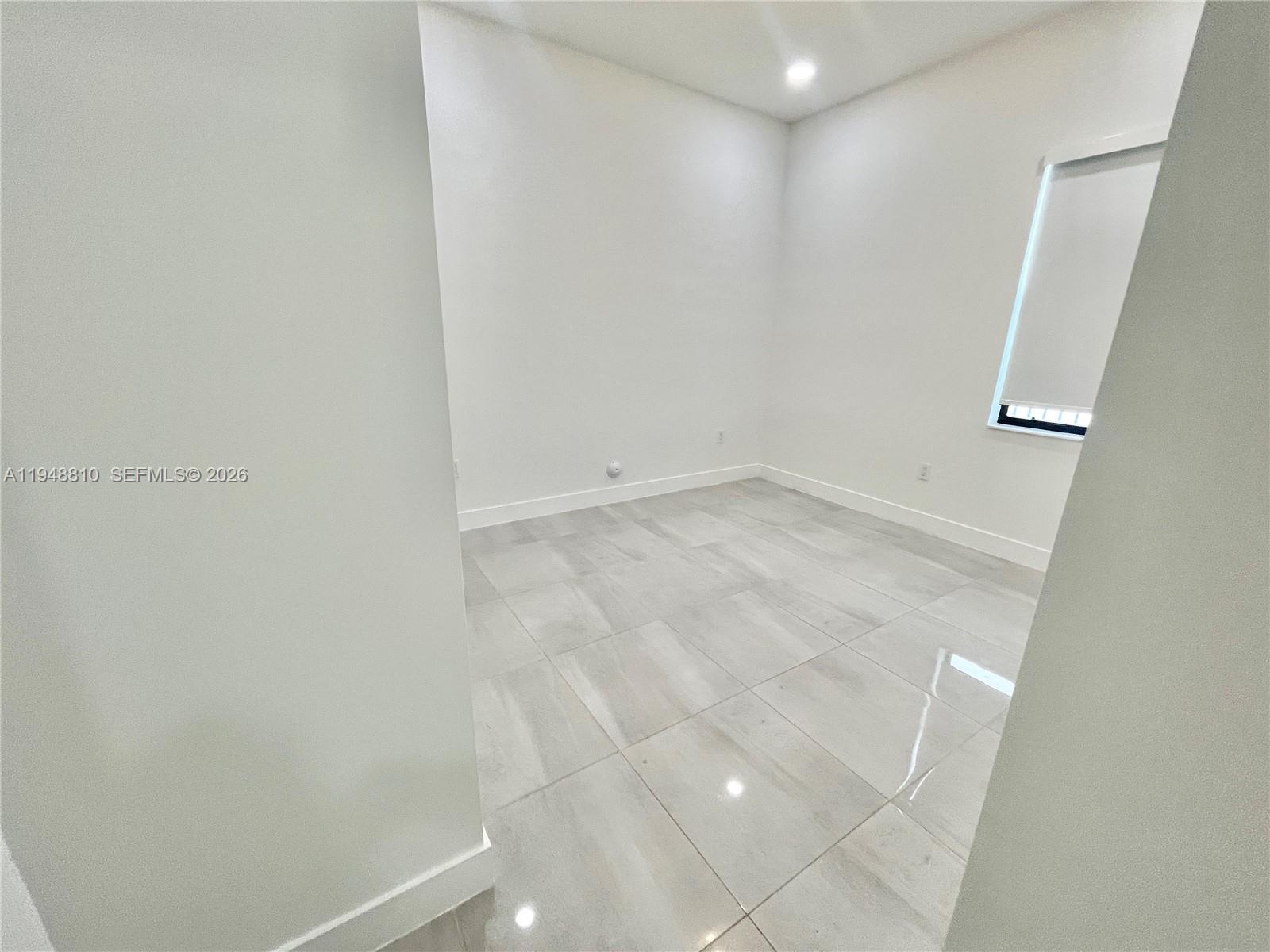 17324 Southwest 41st Street Miramar, FL 33029 - Photo 18 of 32