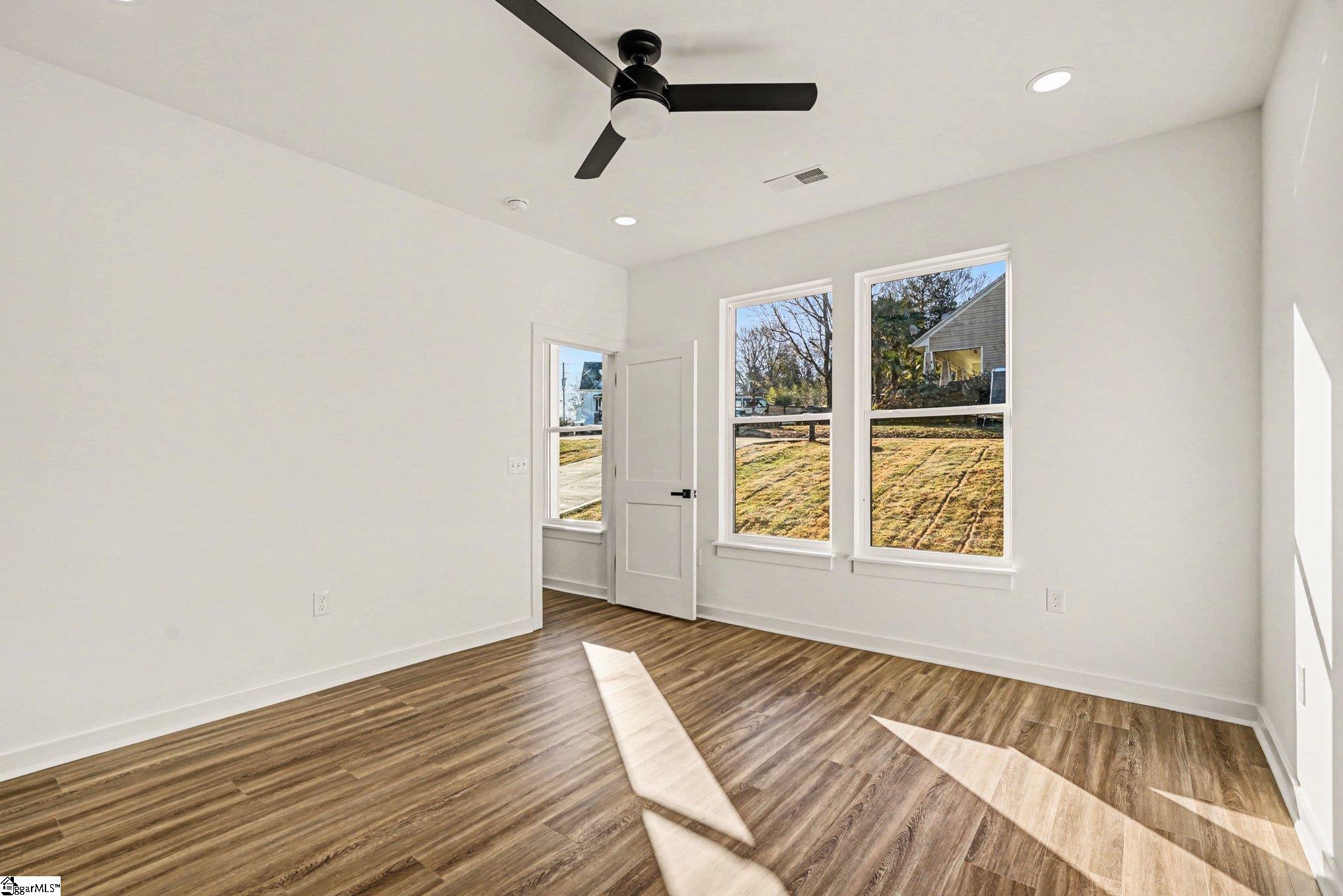 202 Pine Street Easley, SC 29640 - Photo 15 of 29