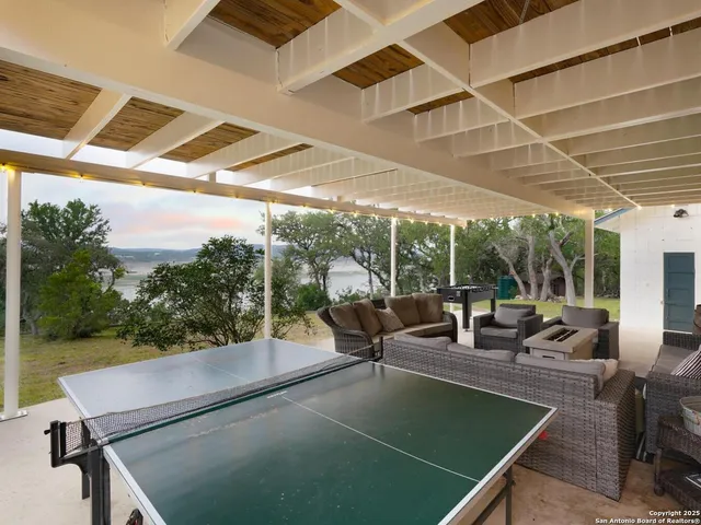 $450,000 | 550 County Road 262, Mico, TX 78056