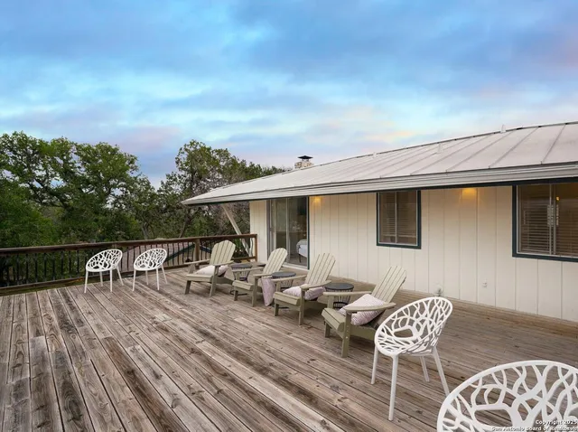 $450,000 | 550 County Road 262, Mico, TX 78056