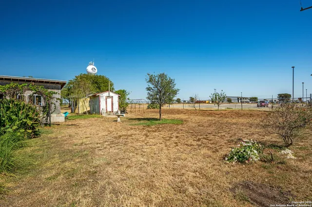 $225,000 | 300 North Wright Street, Poth, TX 78147