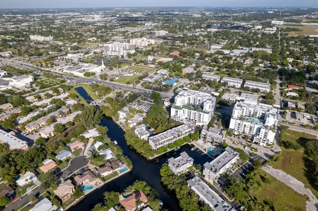 $999,000 | 180 Southeast 4th Terrace, Pompano Beach, FL 33060