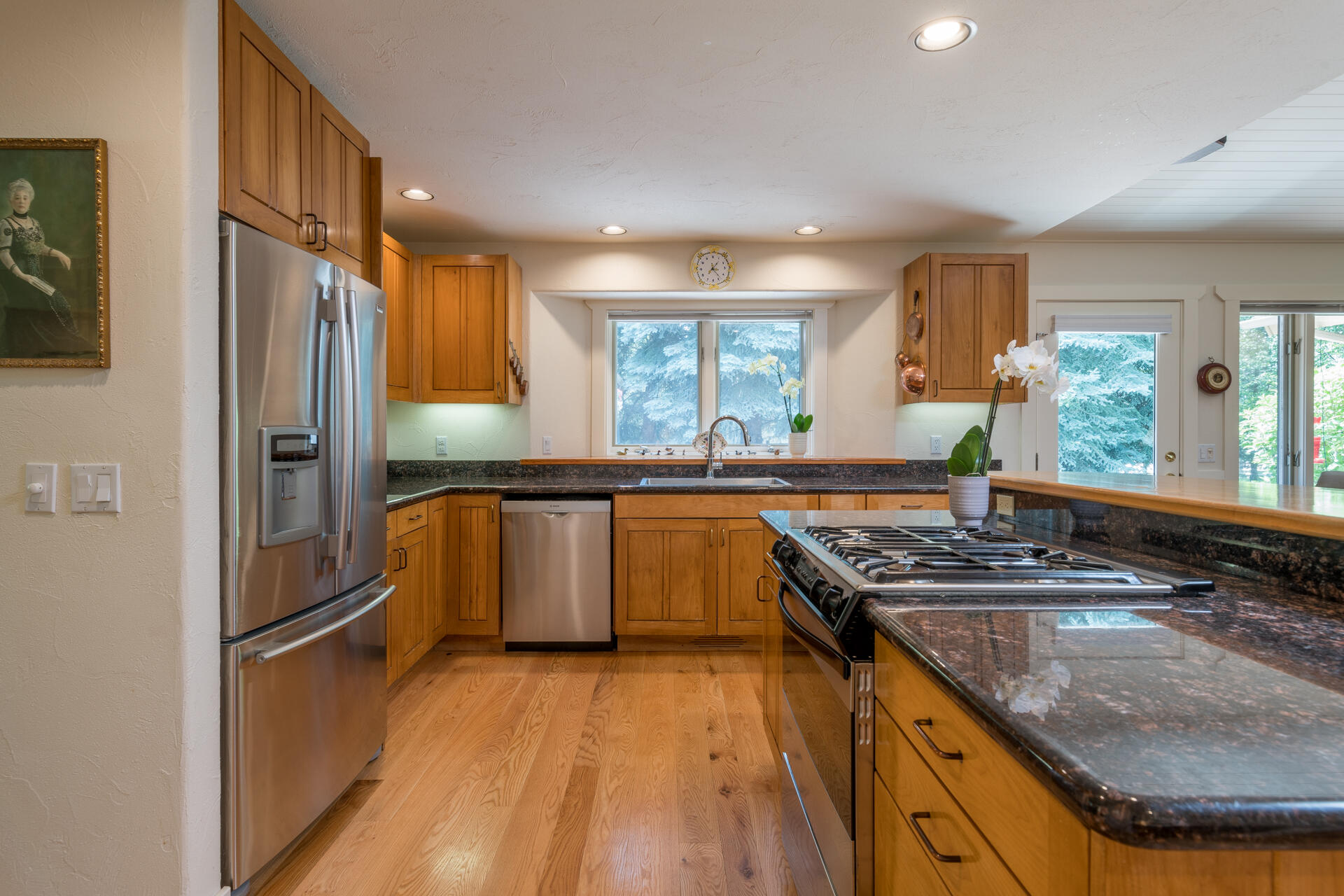 121 Aspen Hollow Road Hailey, ID 83333 - Photo 10 of 34 Kitchen