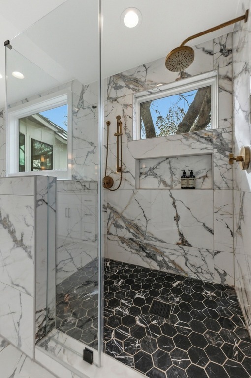 1301 Madison Avenue Austin, TX 78757 - Photo 25 of 39 a bathroom with a shower