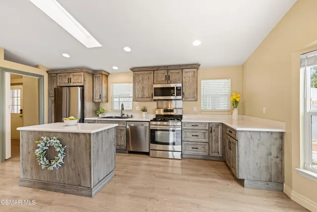 $450,000 | 1202 Loma Drive, Unit 7, Ojai, CA 93023