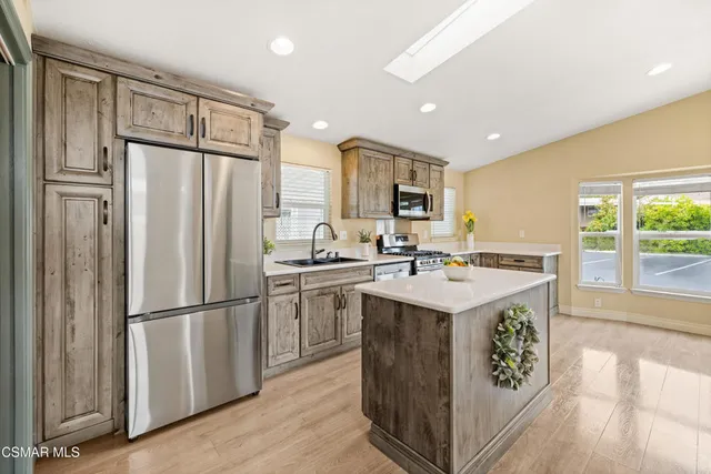 $450,000 | 1202 Loma Drive, Unit 7, Ojai, CA 93023