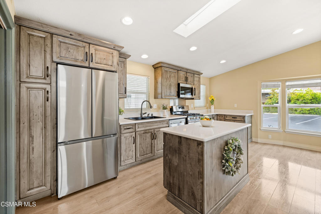 1202 Loma Drive, Unit 7 Ojai, CA 93023 - Photo 9 of 35