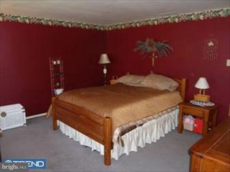 1609 White Oak Road Williamstown, NJ 08094 - Photo 2 of 6 Gallery Image 2