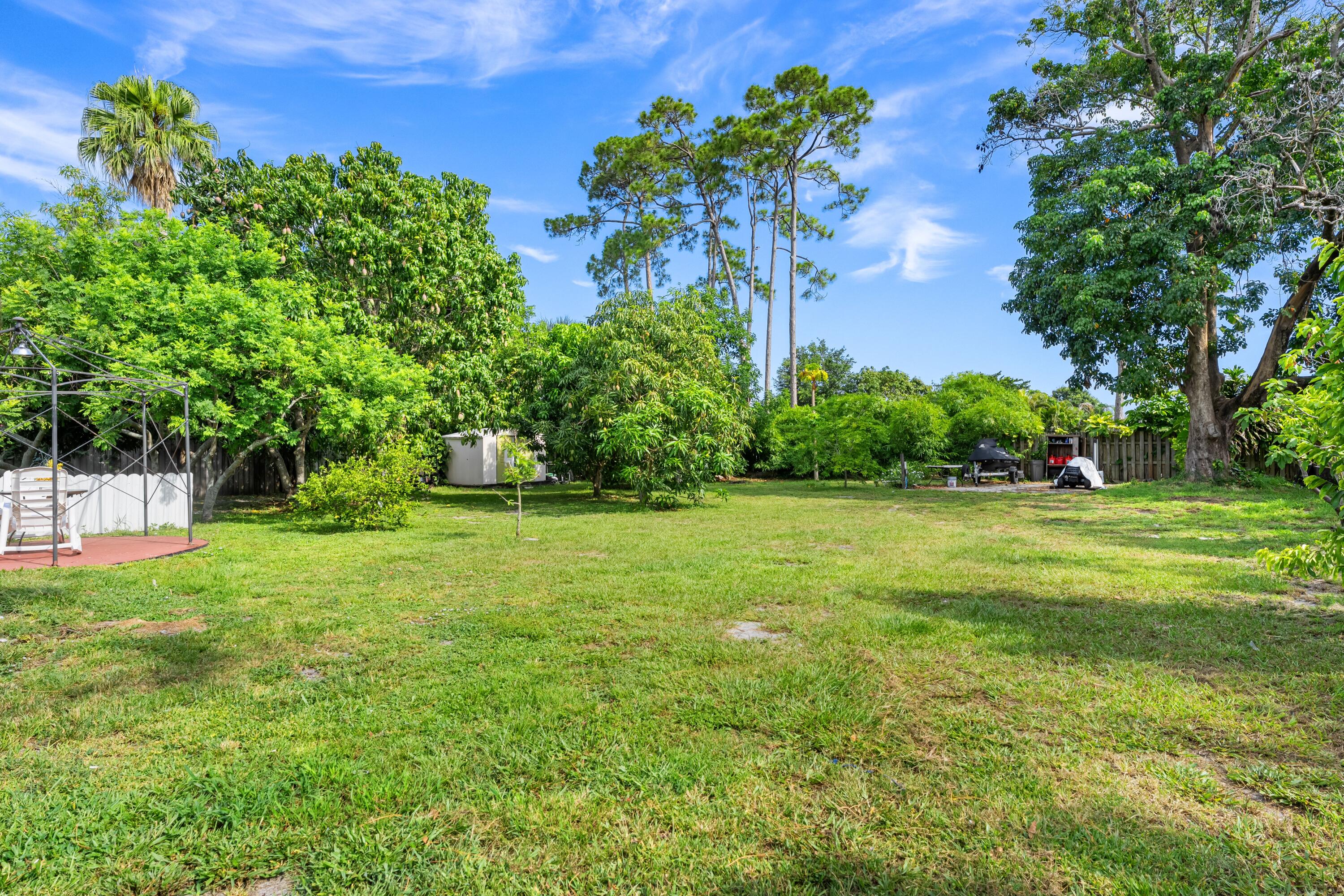 5833 Fair Green Road West Palm Beach, FL 33417 - Photo 40 of 45 Backyard