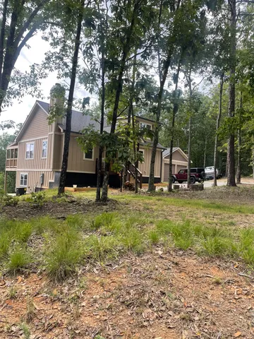 a view of an ocean with a yard