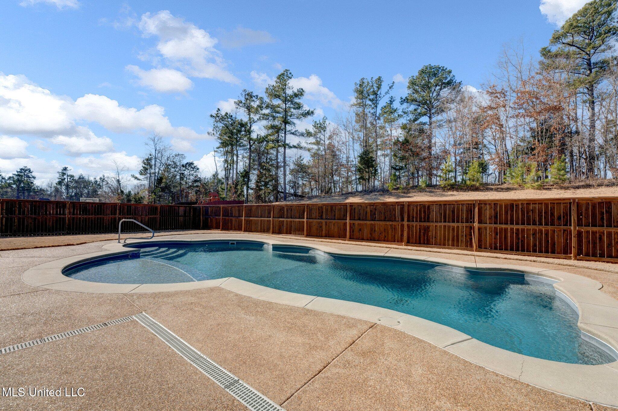 3387 Straw Bridge Road Olive Branch, MS 38654 - Photo 15 of 53 53-web-or-mls-EC205126