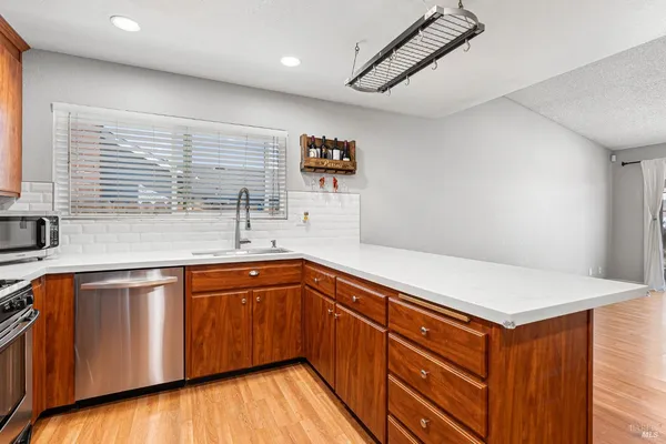 $574,900 | 1504 El Morro Lane, Suisun City, CA 94585