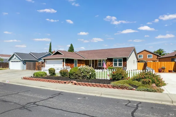 $574,900 | 1504 El Morro Lane, Suisun City, CA 94585