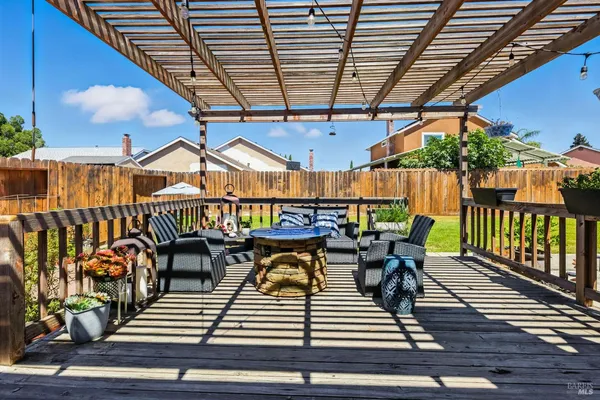 $574,900 | 1504 El Morro Lane, Suisun City, CA 94585