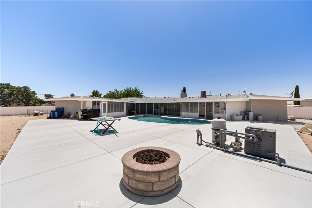 15103 Kinai Road Apple Valley, CA 92307 - Photo 33 of 38