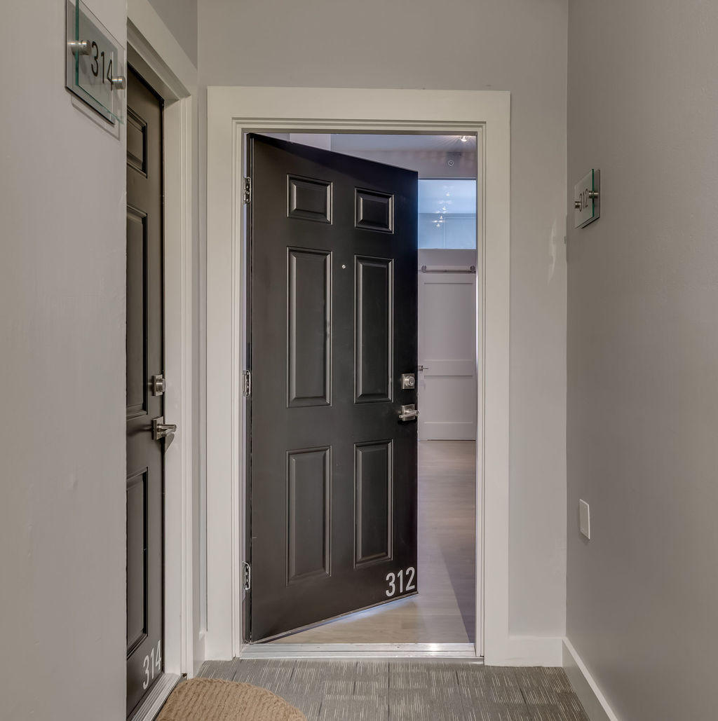 10 Exchange Street, Unit 312 Portland, ME 04101 - Photo 5 of 33 005_doorway