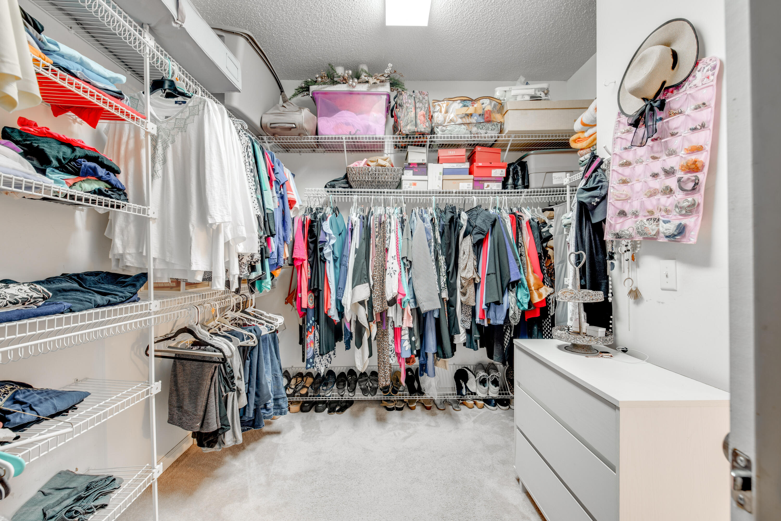 2091 Paris Metz Road Chattanooga, TN 37421 - Photo 26 of 40 Primary Closet