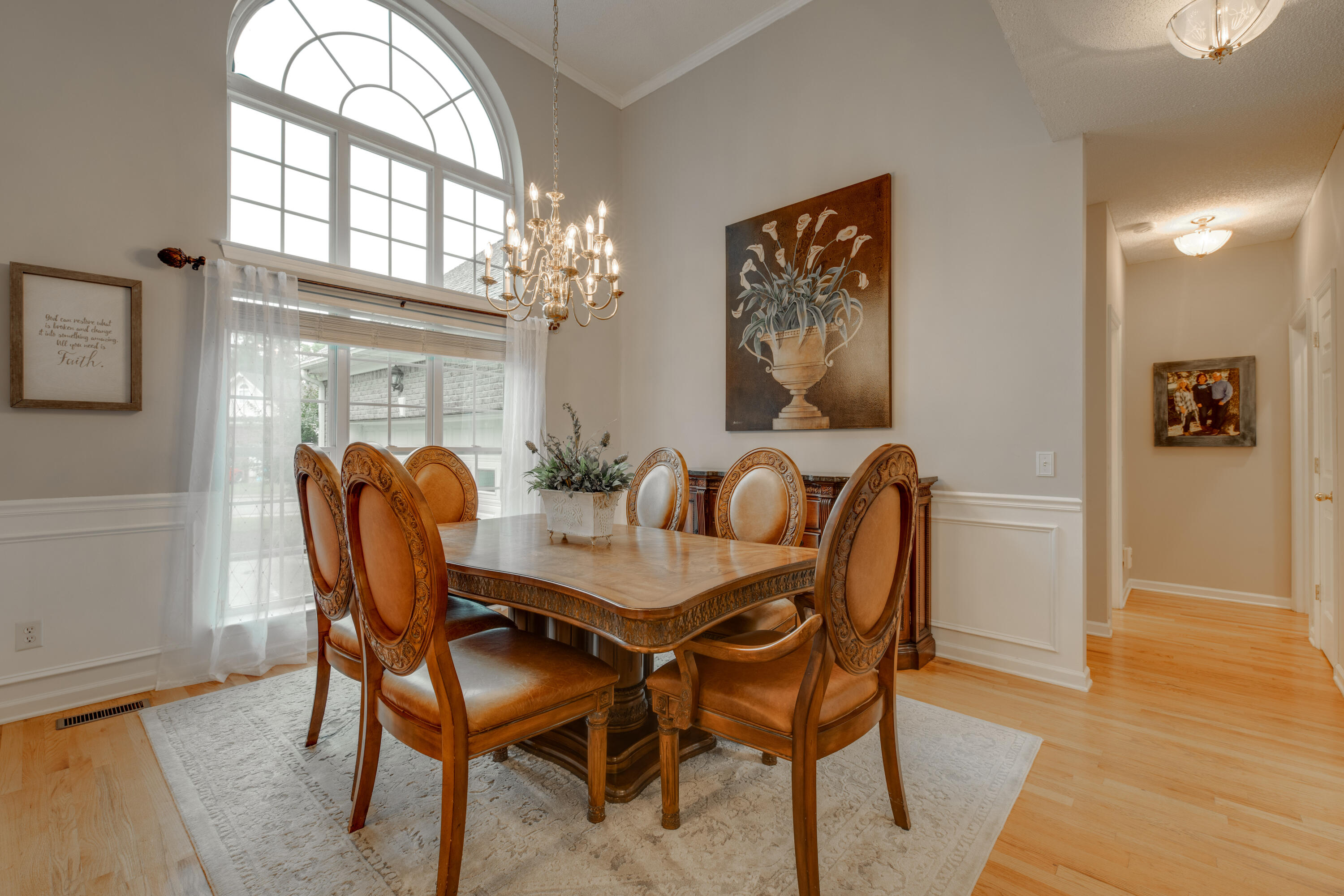 2091 Paris Metz Road Chattanooga, TN 37421 - Photo 5 of 40 Dining Room